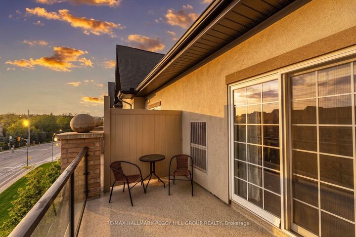 Property Photo: 40 Ferndale Drive S 402 ON L4N 2L3