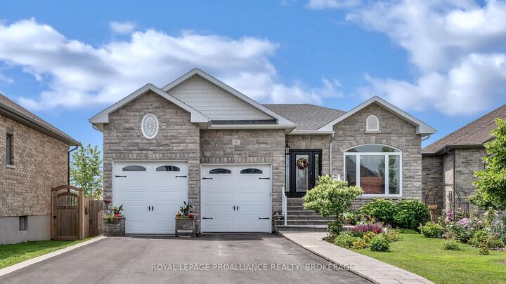 Property Photo: 861 Windermere Drive ON K7P 0N5