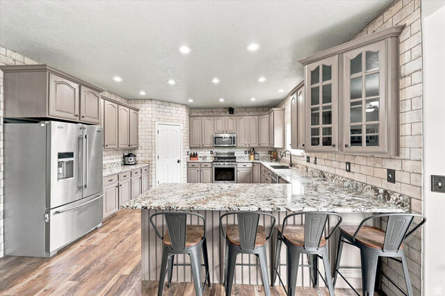 Property Photo: 654 N 420 W UT 84642