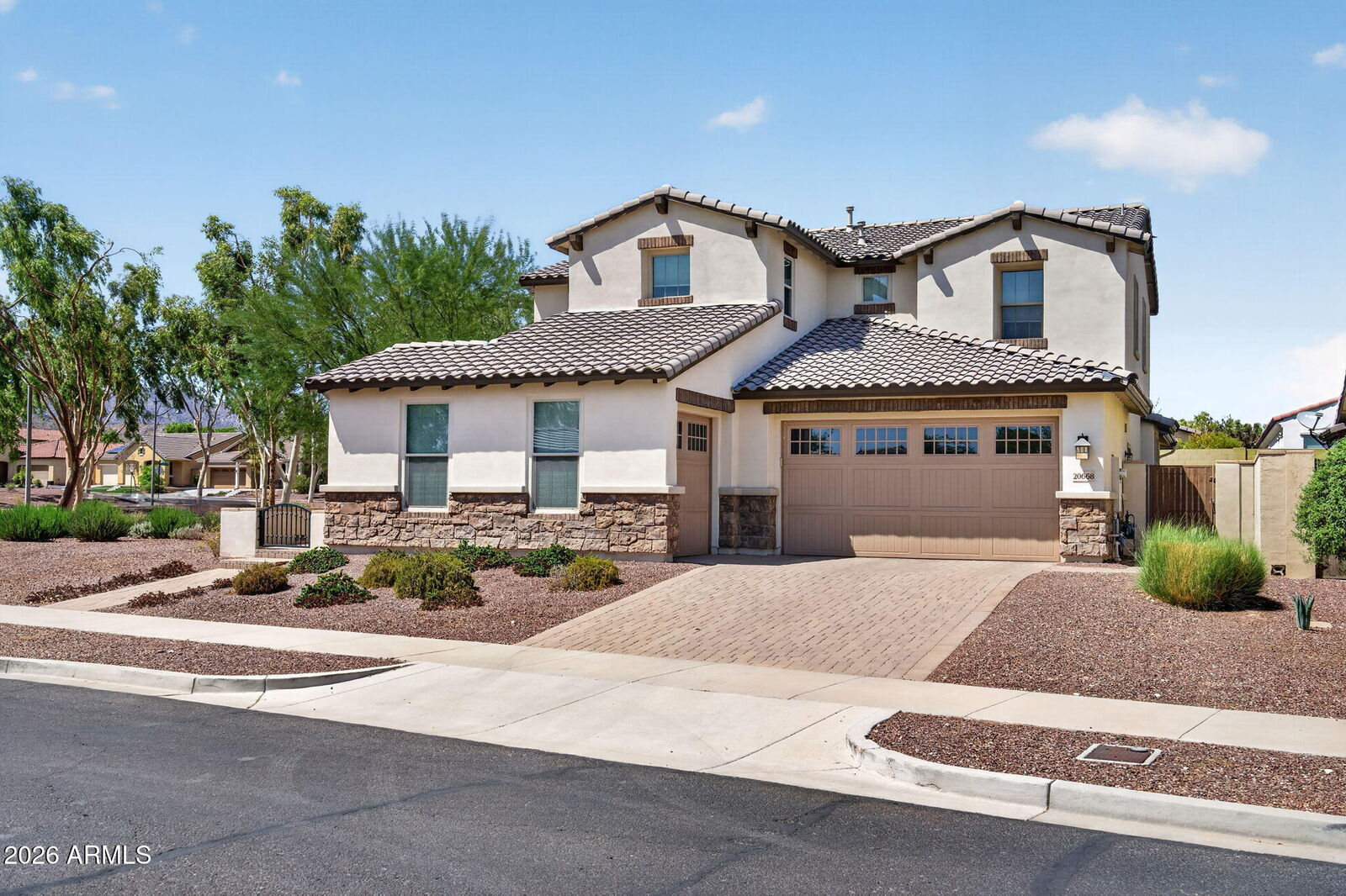 Property Photo:  20668 W Park Meadows Drive  AZ 85396 