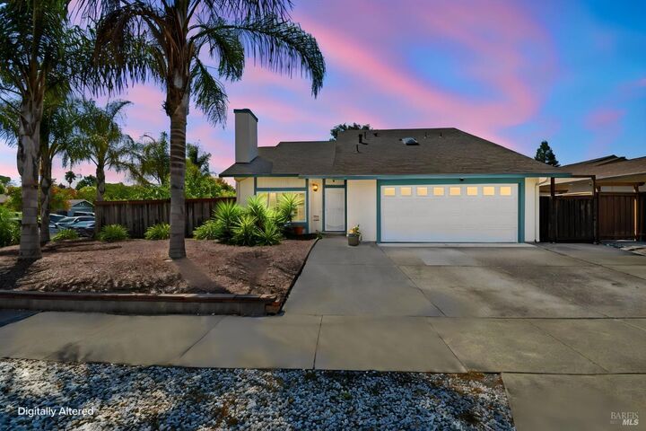Property Photo:  2432 San Sebastian Avenue  CA 95401 