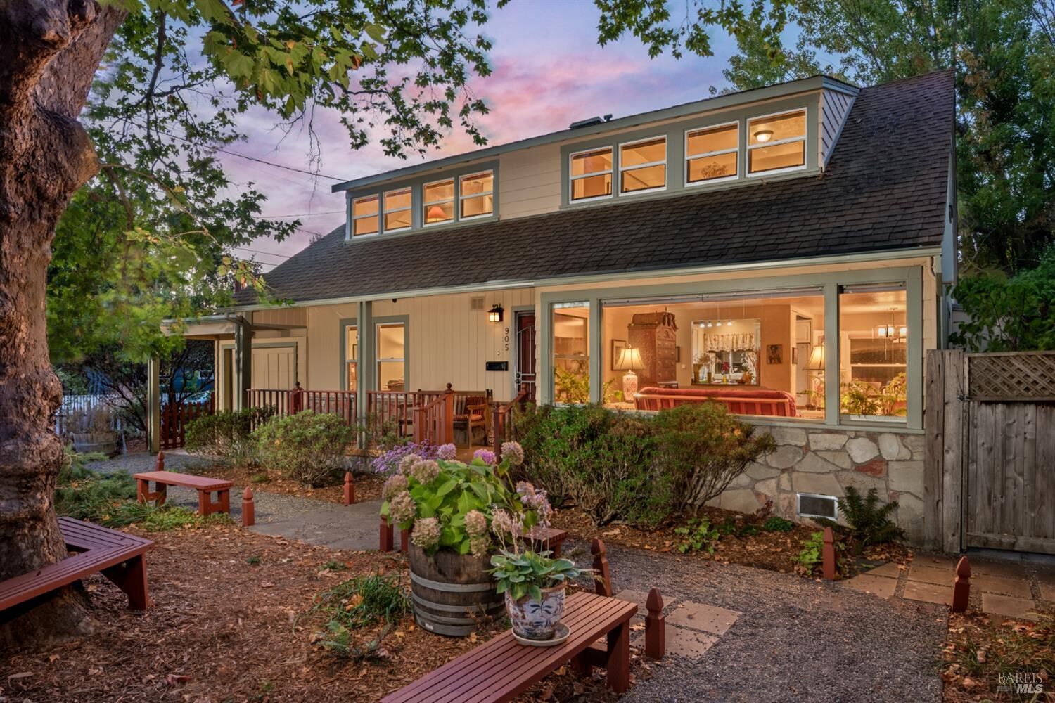 Property Photo:  905 Silva Avenue  CA 95404 