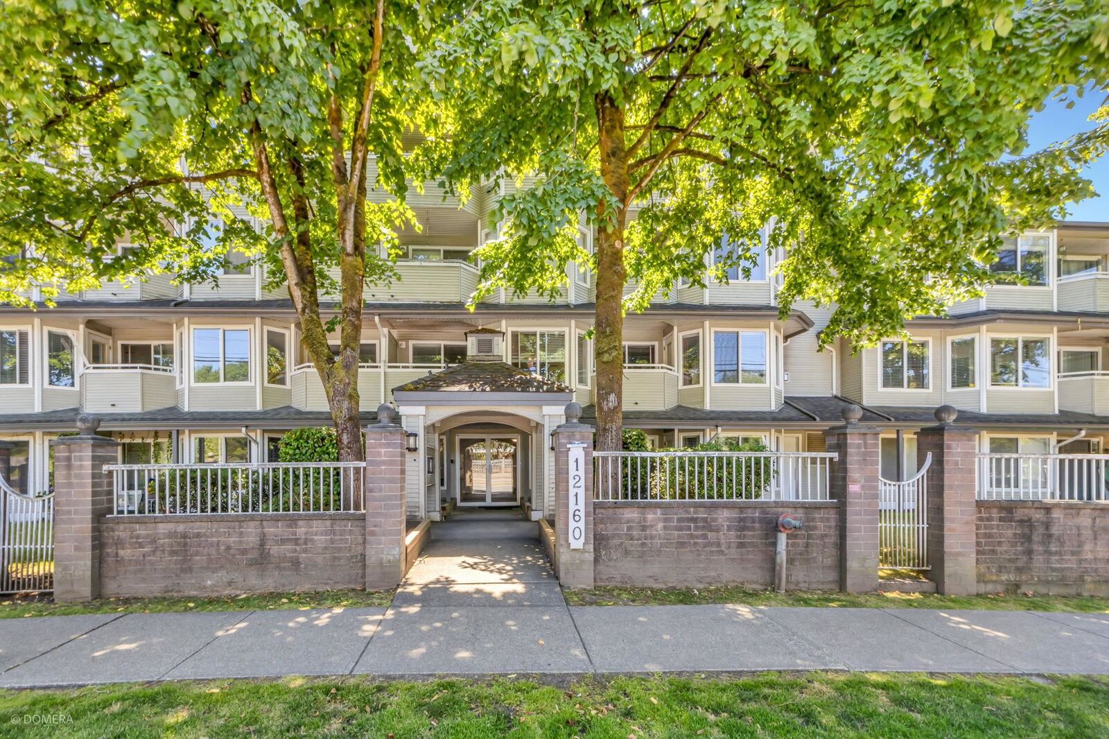 Property Photo: 12160 80 Avenue 406 BC V3W 0V3