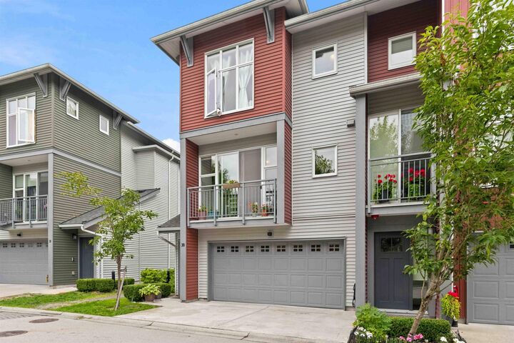 Property Photo:  24076 112 Avenue 38  BC V2W 0K2 