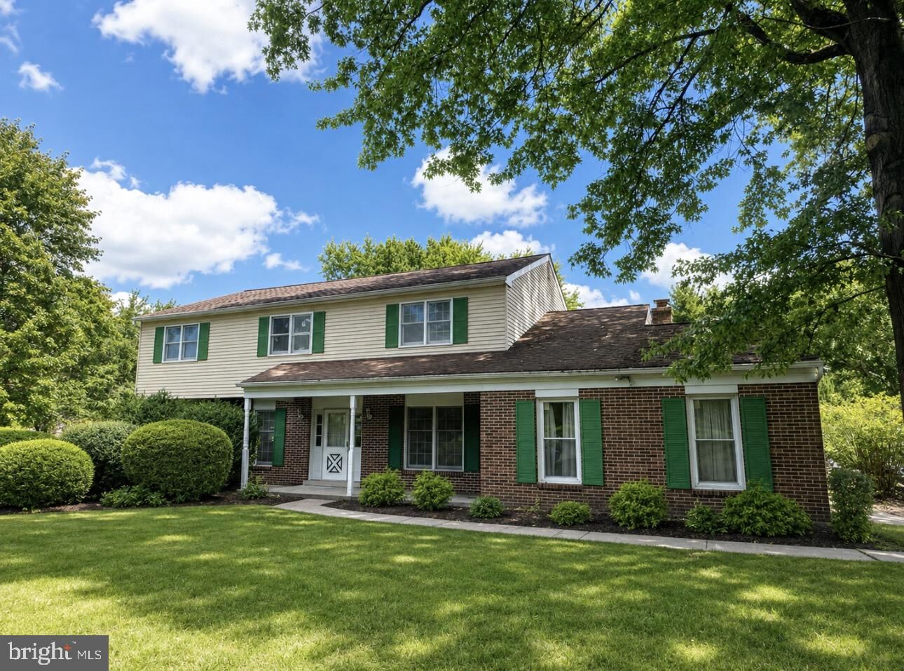 Property Photo:  902 Quincy Drive  PA 19067 