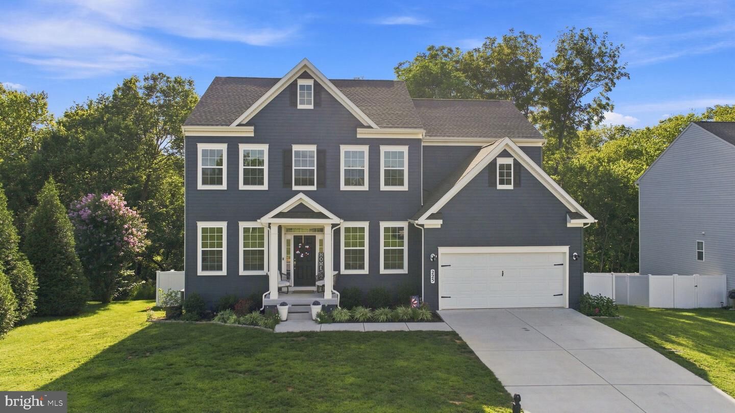 Property Photo:  225 Starkeys Landing  WV 25443 