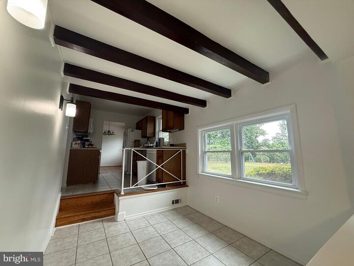 Property Photo:  3921 Forest Grove Drive  VA 22003 