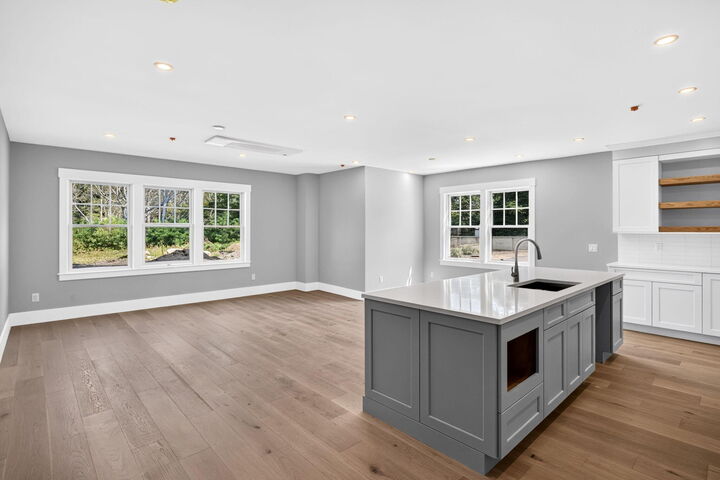 Property Photo:  533 Woods Hole Road Unit E102  MA 02543 