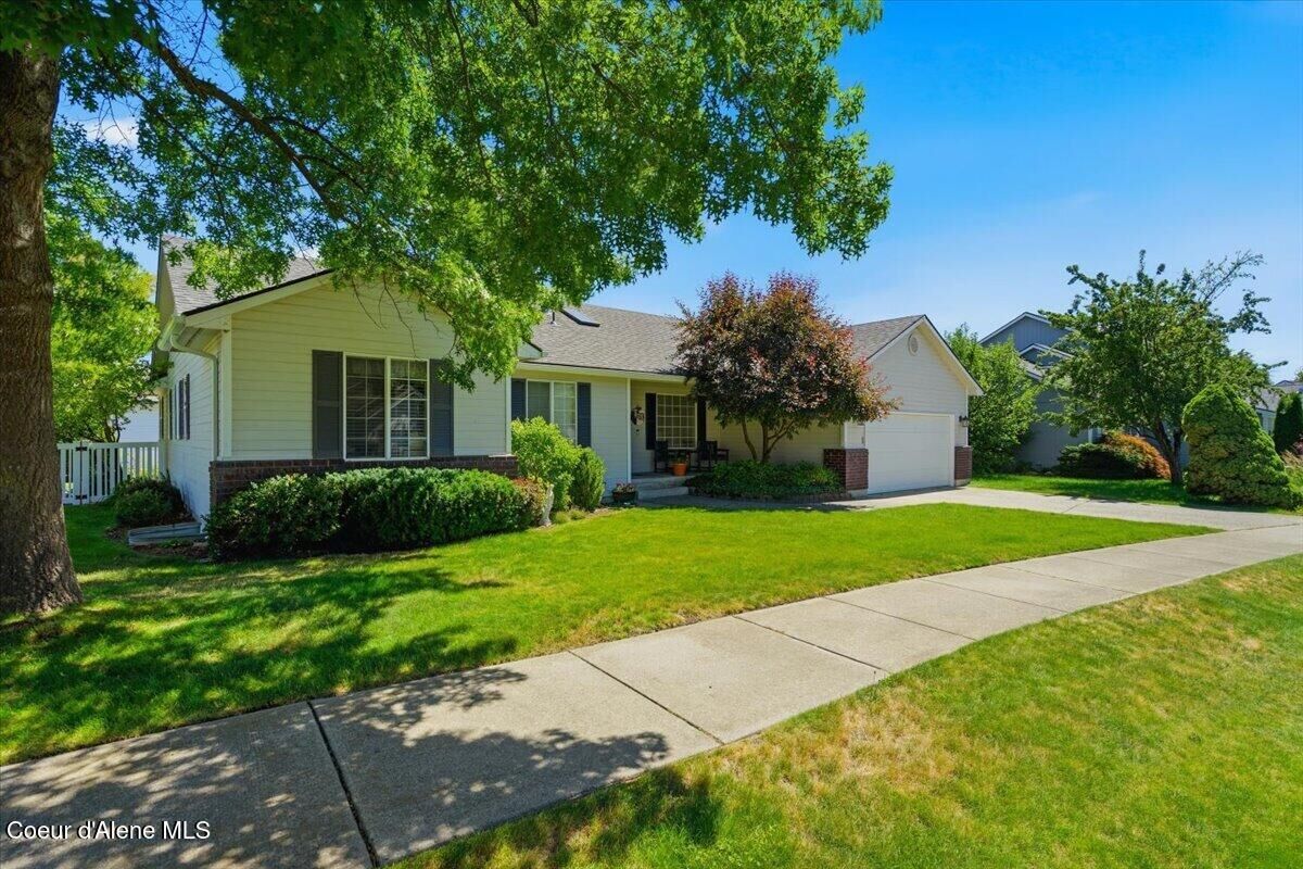 Property Photo:  2860 N Top Flight Dr  ID 83854 