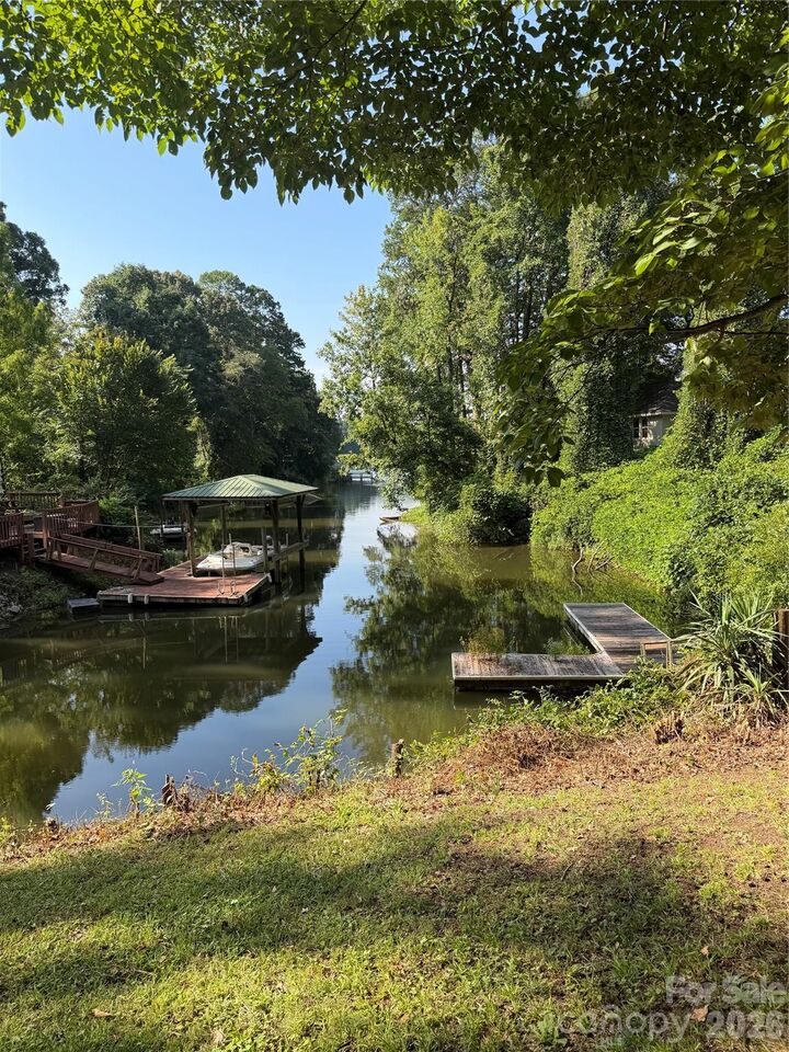 Property Photo: 202 Horseshoe Lake Road NC 28120
