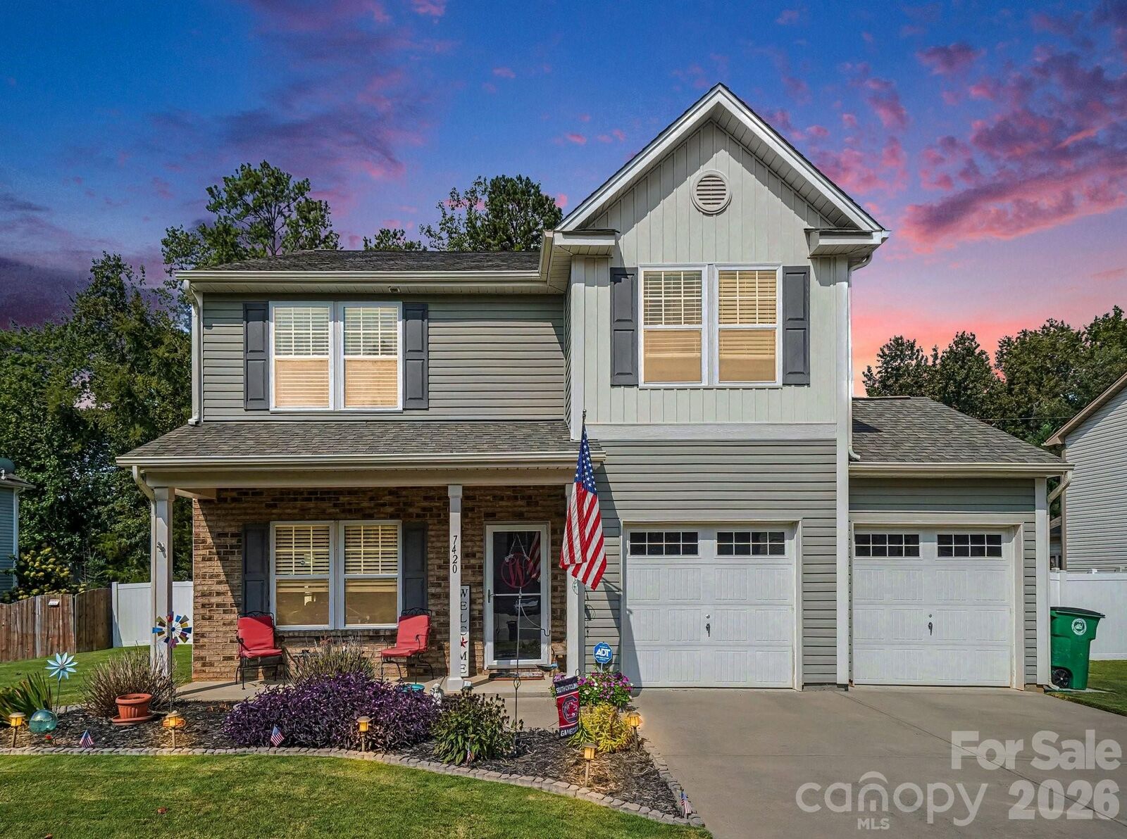 Property Photo:  7420 Edgefield Court  NC 28104 