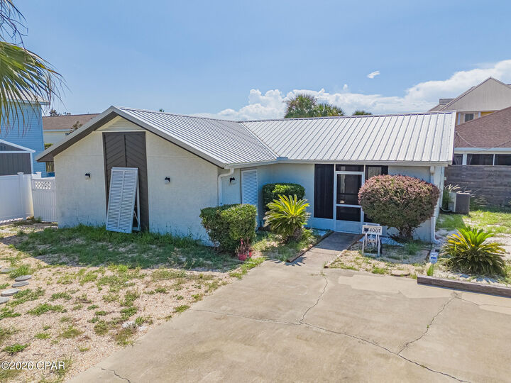 Property Photo:  4007 Luff Street  FL 32408 