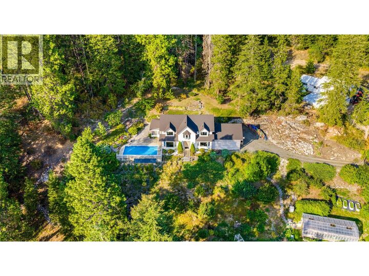 Property Photo: 6170 3A Highway BC V0B 2N1