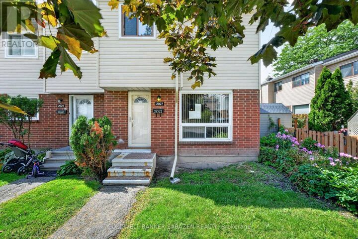 Property Photo:  2027 Kelden Crescent  ON K1B 4Y1 