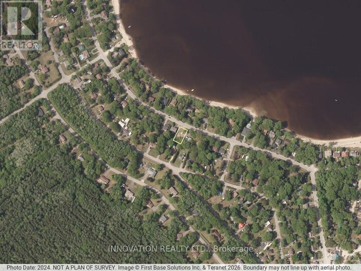 Property Photo:  433 Bayview Drive  ON K0A 3M0 