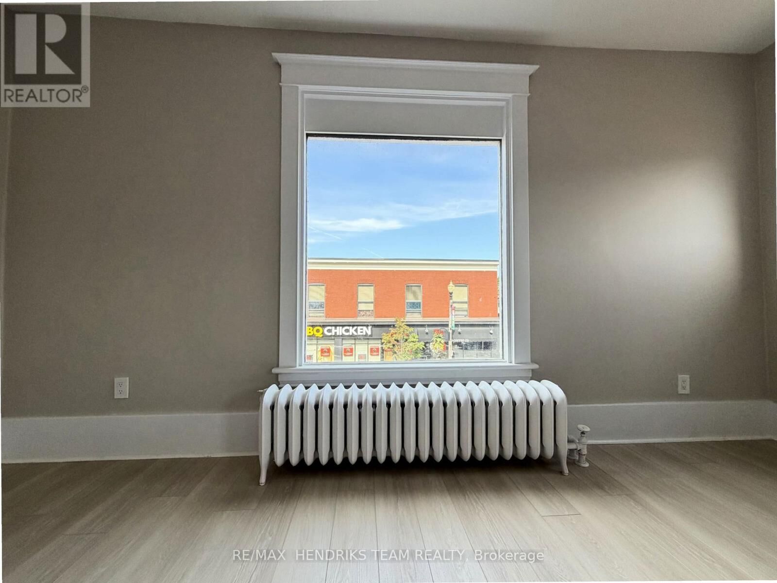 Property Photo:  3 Main Street West #1  ON L3M 1M7 