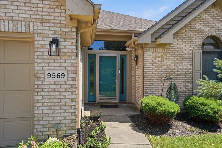 Property Photo:  9569 Country Path Trail  OH 45342 