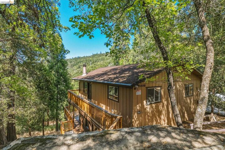 Property Photo: 20550 Deerhaven Dr CA 95379