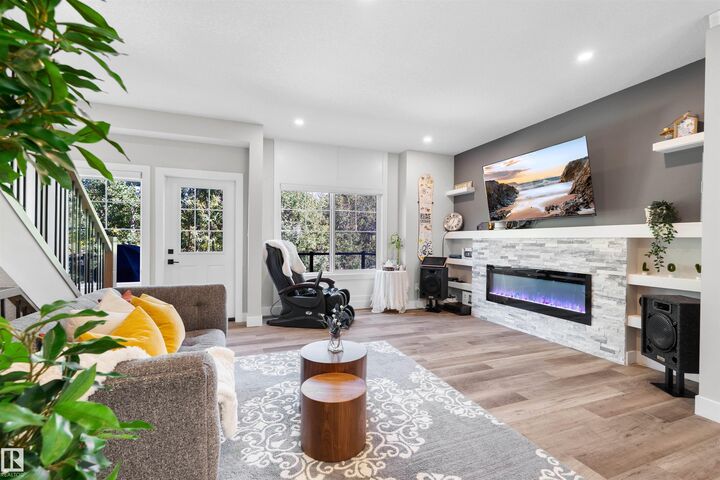 Property Photo: 230 Edgemont Road NW 64 AB T6M 0Y8