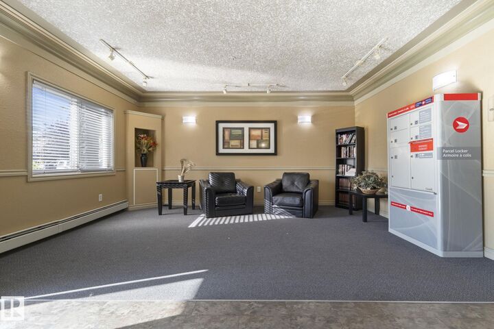 Property Photo:  70 Woodsmere Close 112  AB T8L 4R8 
