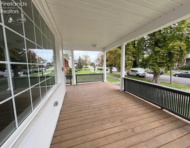 Property Photo:  907 Central Avenue  OH 44870 