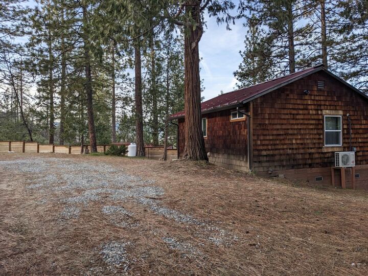Property Photo: 41916 Yosemite Pines Dr CA 93644