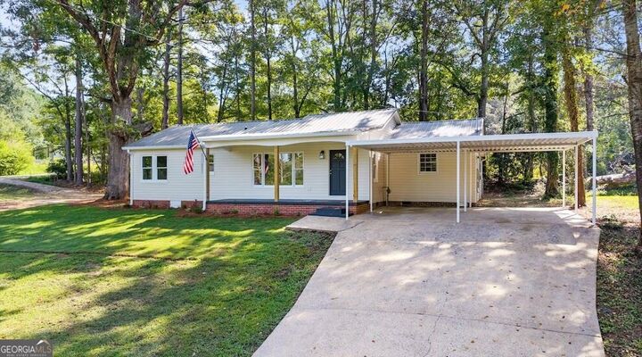 Property Photo: 227 Bennett Street AL 36264