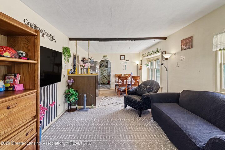 Property Photo:  1933 Harding Avenue  MI 48910 