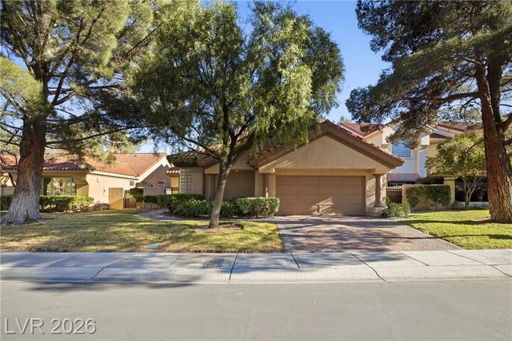 Property Photo: 8271 Turtle Creek Circle NV 89113