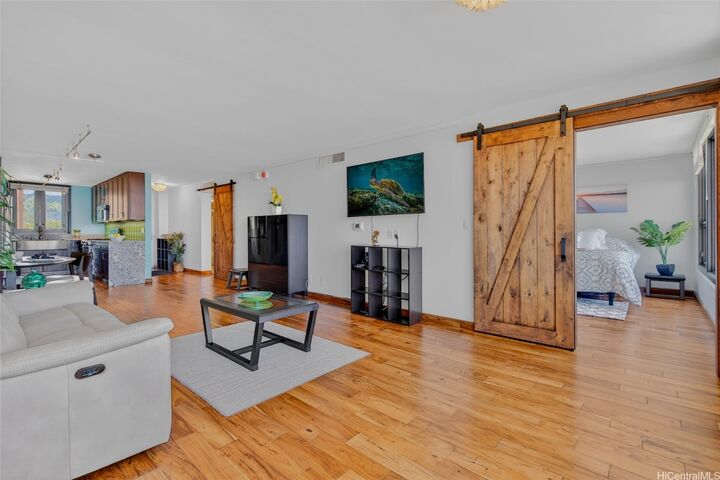 Property Photo: 1600 Ala Moana Boulevard 1804 HI 96815