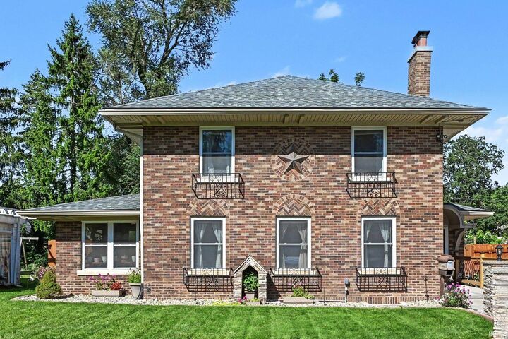 Property Photo: 1713 Wilber Street IN 46628-3255