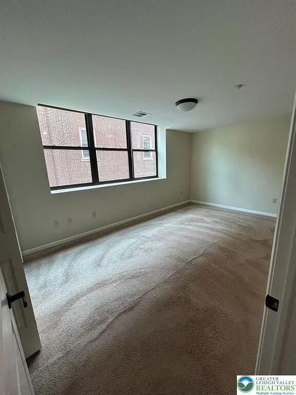 Property Photo:  528 N New Street 2  PA 18018 
