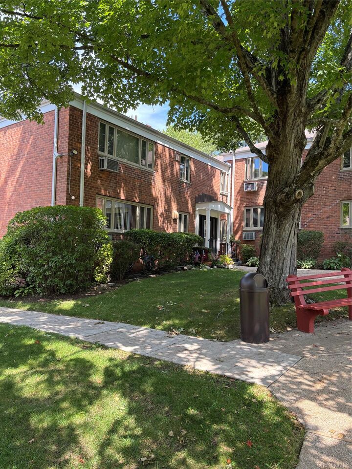 Property Photo: 40 Lawrence Drive D NY 10603