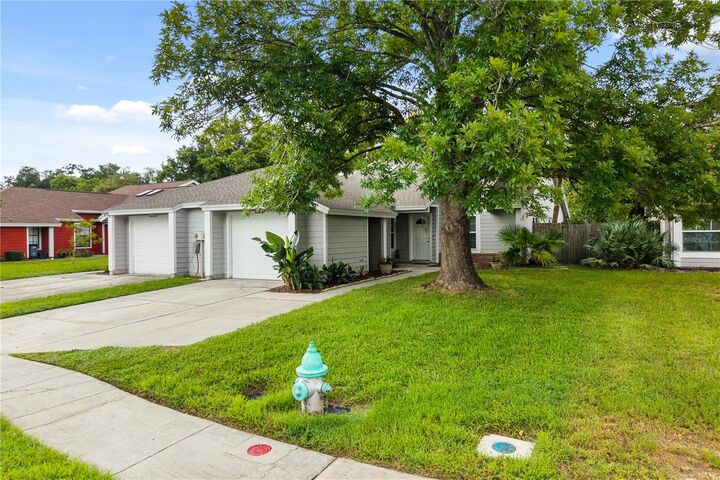Property Photo: 1982 Water Lane FL 32751