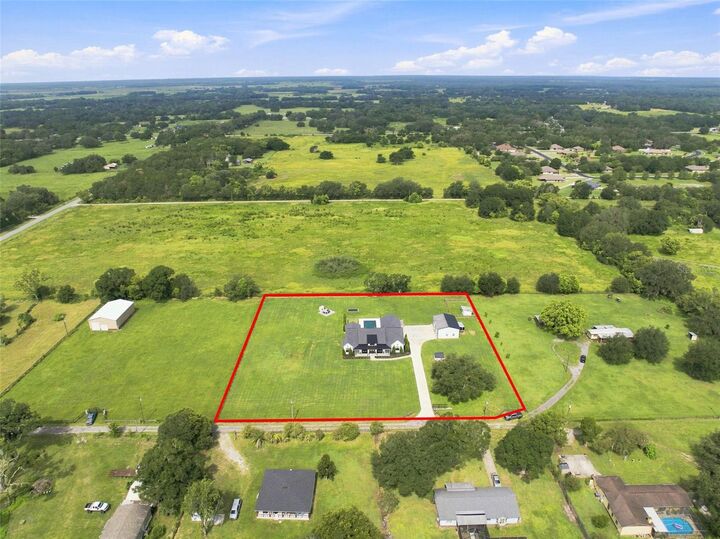 Property Photo:  14133 Jennifer Way  FL 33525 