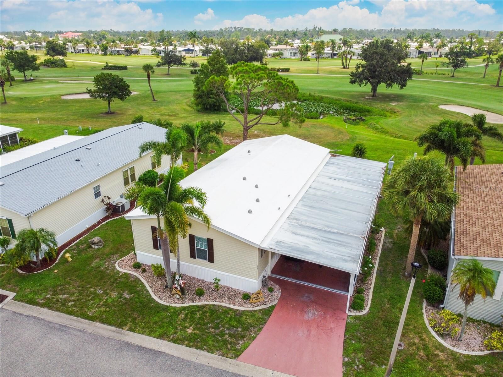 Property Photo:  2100 Kings Highway 314  FL 33980 