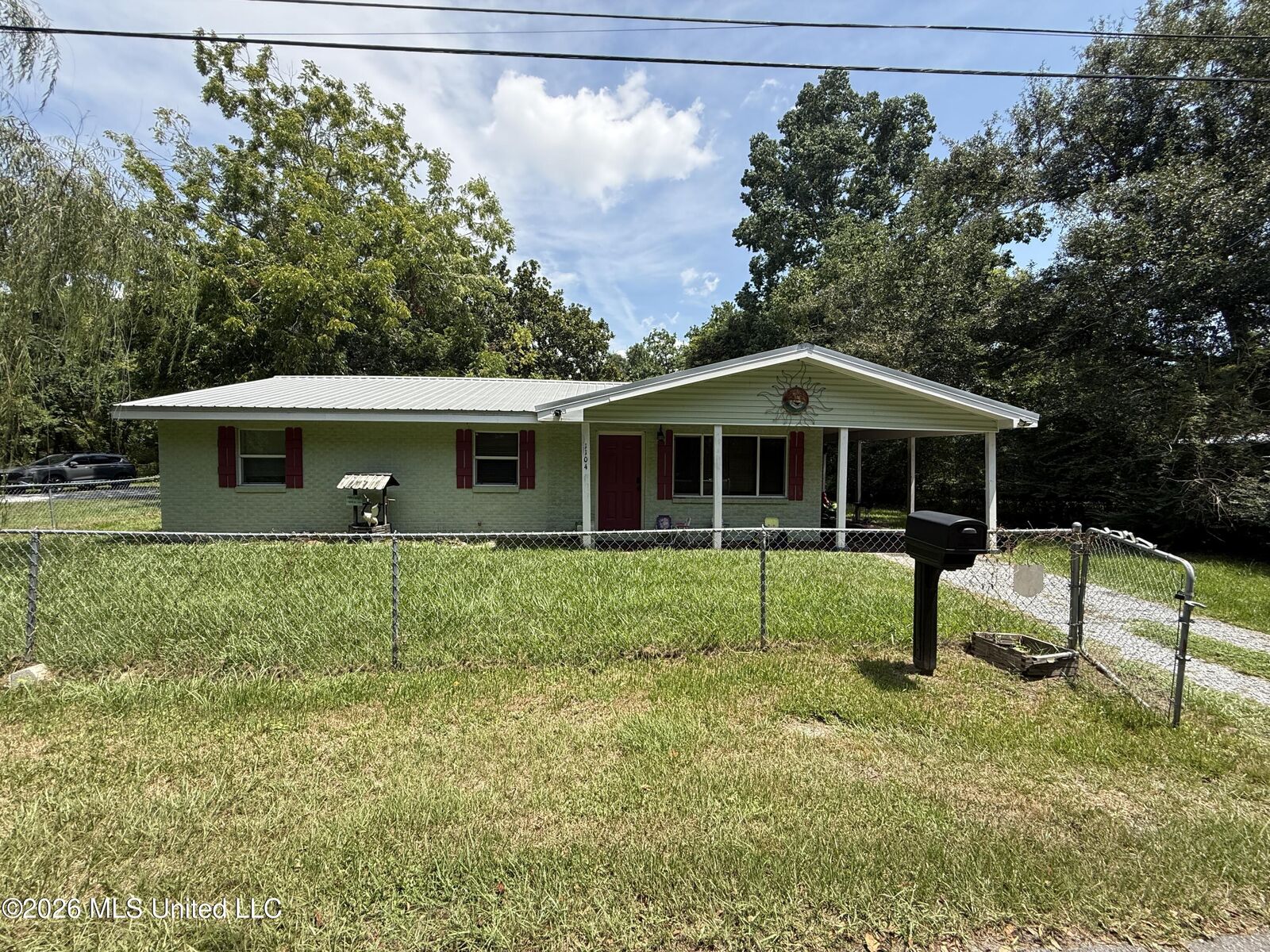 Property Photo:  1104 Hardy Avenue  MS 39501 