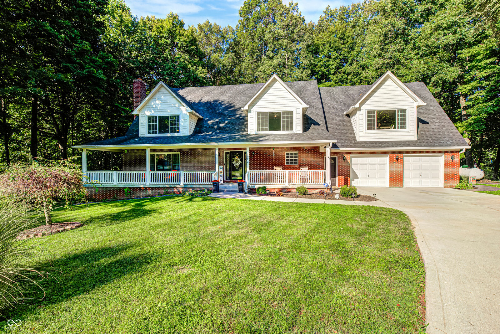 Property Photo:  3922 Briar Ridge Road  IN 46157 