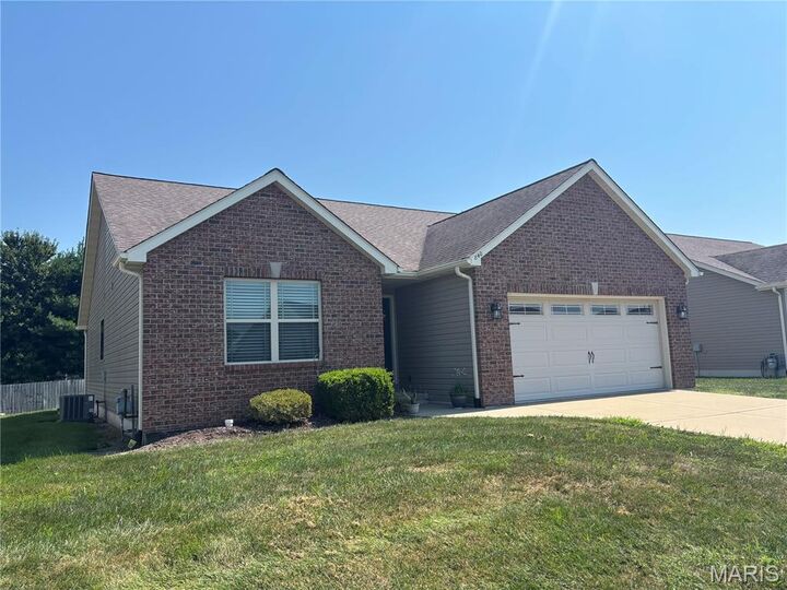 Property Photo:  840 Topaz Court  IL 62258 