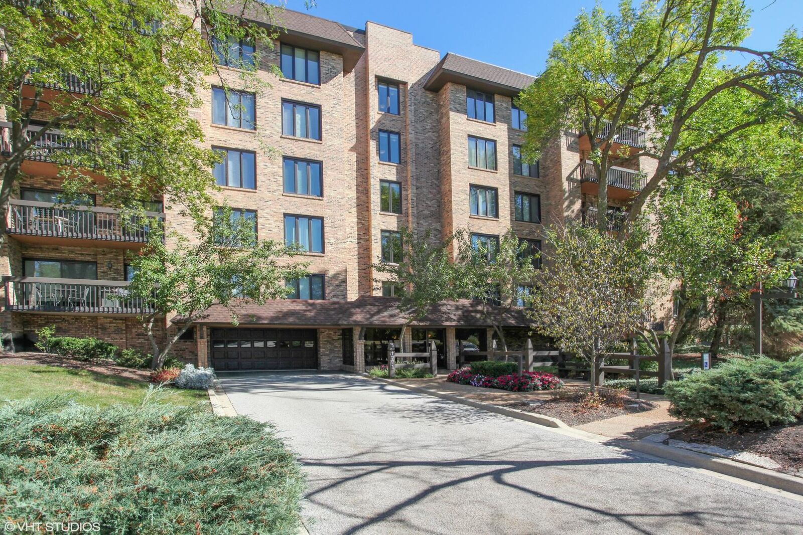 Property Photo: 1771 Mission Hills Road 312 IL 60062