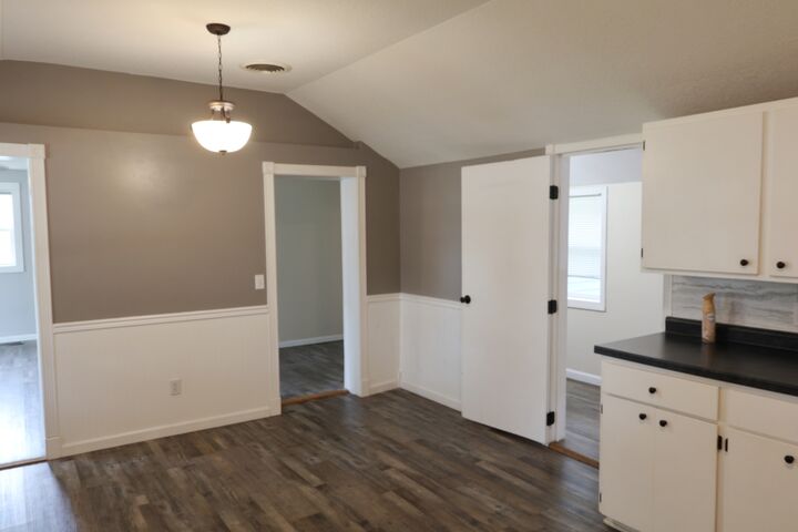 Property Photo: 145 E Spaulding Avenue IL 60927