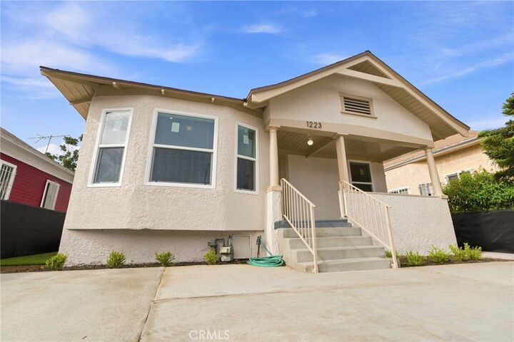 Property Photo:  1223 E 35th  CA 90011 