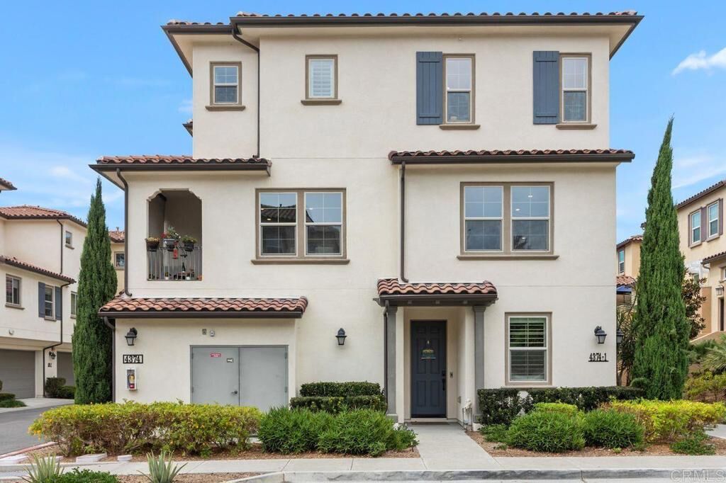 Property Photo: 4374 Nautilus Way 1 CA 92056