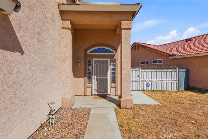 Property Photo:  13962 Green Vista  CA 92337 