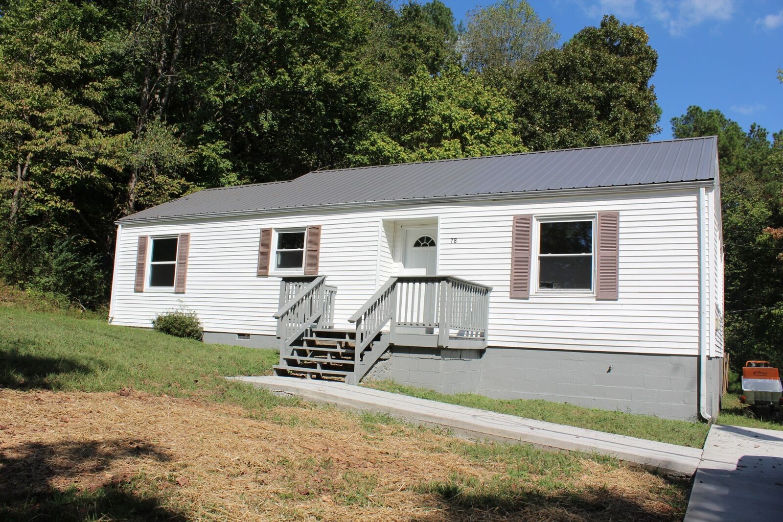 Property Photo: 78 College St TN 37061