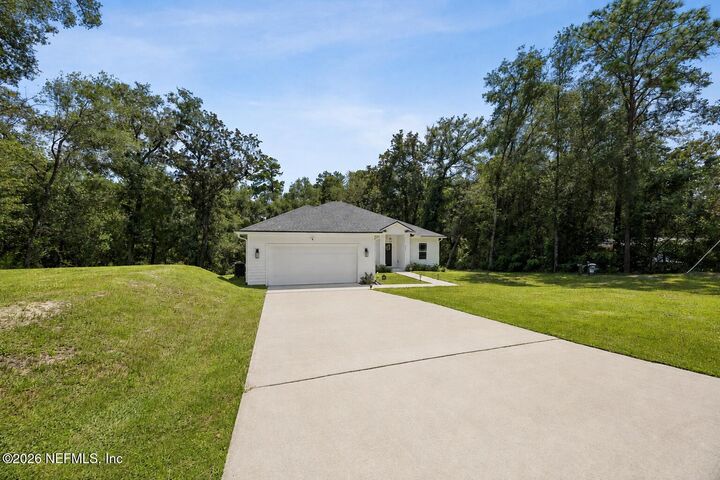 Property Photo:  2695 Primrose Circle  FL 32068 