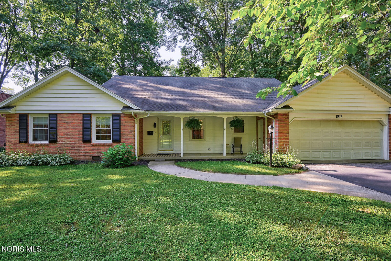 Property Photo:  1917 Imperial Lane  OH 45840 
