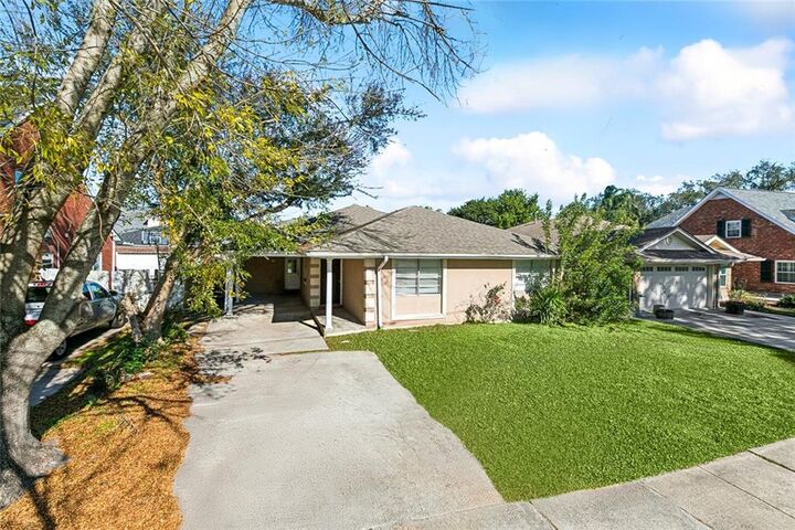 Property Photo: 4913 Avron Boulevard LA 70006