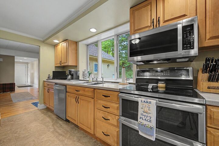Property Photo:  52 Chase Street  NH 03782 