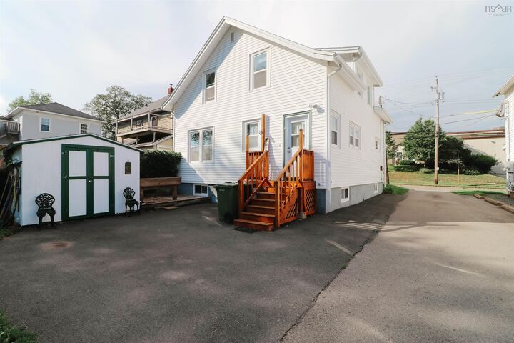 Property Photo:  440 Prince Street  NS B2N 1E7 